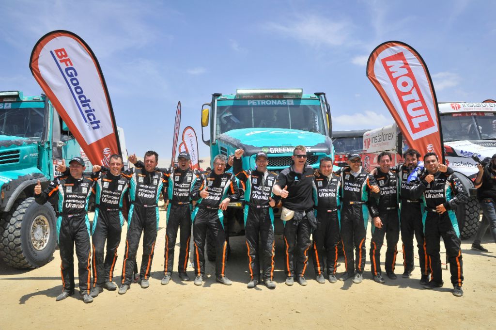 DE ROOY Petronas IVECO Team