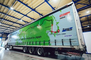 Z_Holandii_do_Japonii_Scania_1